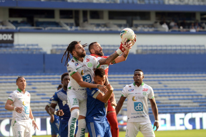 El golero Esteban Dreer ha tenido poco trabajo ante su exequipo.
