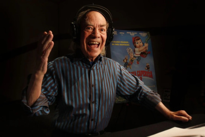 Valdés fue pareja de la reconocida actriz de telenovelas Verónica Castro, con quien tuvo un hijo que también se dedica a las artes, el cantante y actor Cristian Castro.