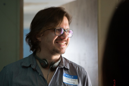 Santiago estudió en el American Film Institute de  Hollywood.