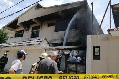 Hecho. El incidente dejó como saldo daños en dos viviendas.
