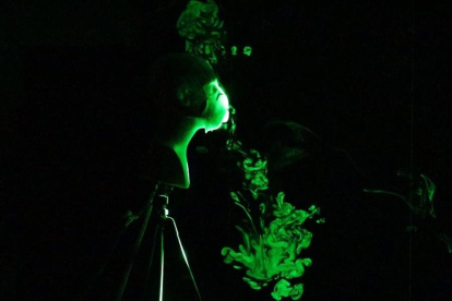 Simulación realizada, para fines científicos, con una mascarilla N95 con válvula