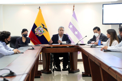 Moreno se reunió ayer con su gabinete en Guayaquil para discutir diversos temas económicos.
