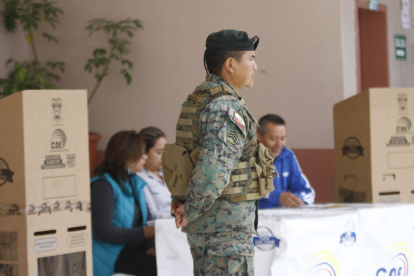 La ley establece diez horas para sufragar, pero la expansión del coronavirus hace que se propongan nuevos mecanismo.