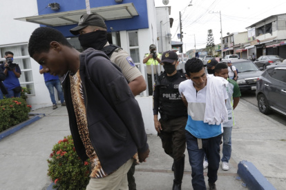 Los sospechosos fueron detenidos y llevados a la Unidad Judicial de Flagrancia, ubicada en el norte de Guayaquil.