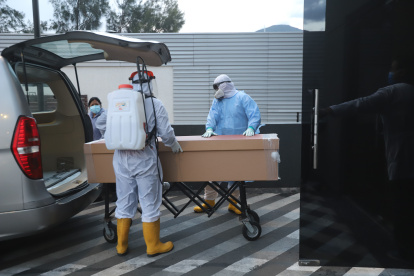 Cincuenta personas más fallecieron producto del nuevo virus en las últimas horas.