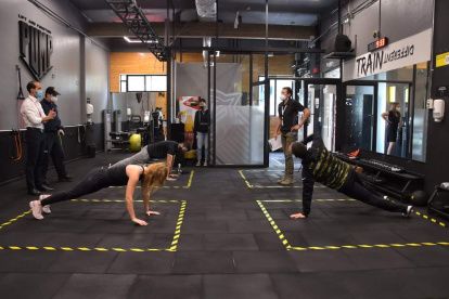 Los gimnasios abiertos deben respetar las normas de bioseguridad.