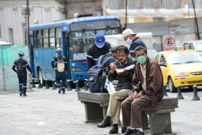 Los indicadores de COVID-19, en Quito, presentan una leve baja.