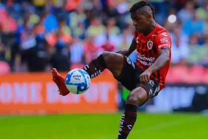 Miler Bolaños, delantero ecuatoriano de Xolos, no ha sido tomado en cuenta las últimas fechas, por lo que sería transferido.