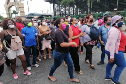 Un plantón se realizó en el exterior del Complejo Judicial de la Florida.