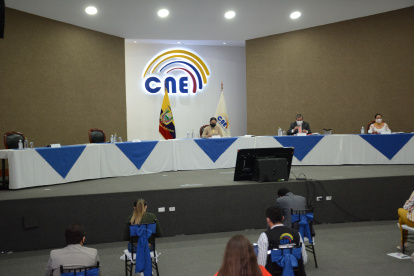 El Consejo Nacional Electoral debe convocar hoy a las elecciones de febrero de 2021.