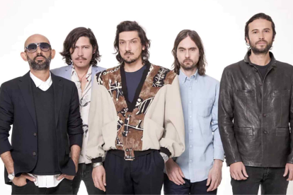 Están preparando su séptimo álbum de estudio.