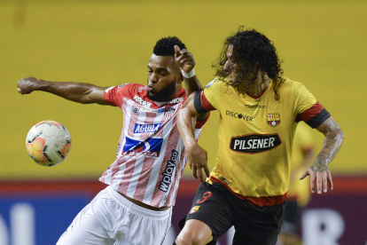 Ante Junior los amarillos acumularon su tercera derrota consecutiva en la fase de grupos de la Copa Libertadores.