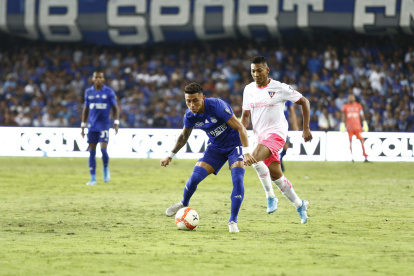 Los partidos entre Emelec y Liga de Quito han sido de mucha polémica en las últimas temporadas.