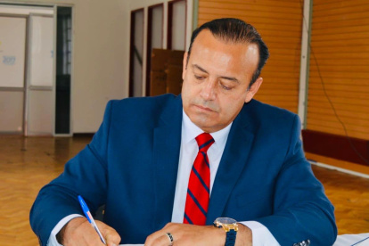 Juan Carlos Machuca pasó de ser el precandidato a la vicepresidencia al aspirante a la presidencia.