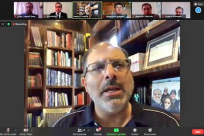 Henry Kronfle, interpelante en el juicio político al presidente del CPCCS, Christian Cruz, compareció ante la Comisión de Fiscalización de la Asamblea.