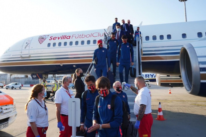 La delegación del Sevilla ya se encuentra en Hungría para el juego ante el Bayern Múnich.