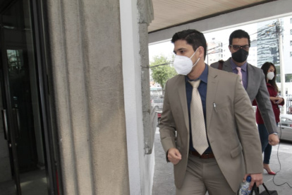 John Escobar, defensor de Lorena Benalcázar, una de seis personas procesadas por peculado.