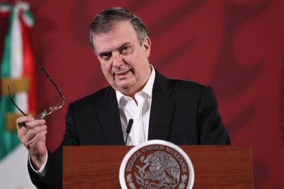 El secretario de Relaciones Exteriores (SRE), Marcelo Ebrard, participa en una rueda de prensa matutina en el Palacio Nacional de Ciudad de México (México)