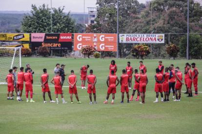 Los jugadores entrenarán con normalidad a la espera del duelo con Independiente del Valle.