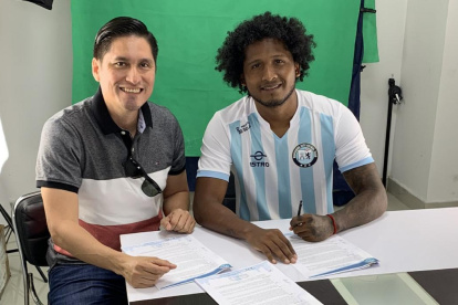 Christian Alemán, exvolante de Barcelona, jugará en el Equipo de la Ciudad hasta finales del próximo año.