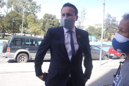 Cristian Romero, abogado de Jacobo Bucaram, al ingreso a la Fiscalía de Flagrancia.