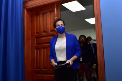 La ministra estuvo el jueves en el Decevale.