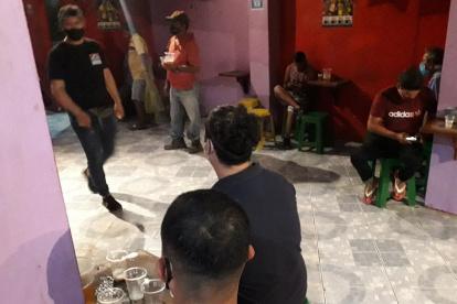 En Daule, los burdeles ya han empezado a abrir sus puertas. La Gata es el primero, ubicado en la cabecera cantonal.