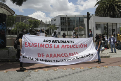 La protesta pública se extiende a la Universidad Politécnica Salesiana.