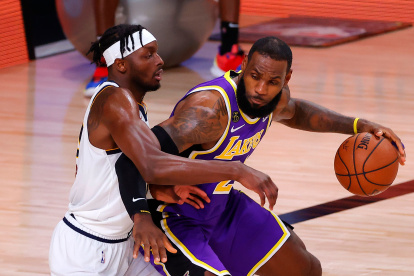 LeBron James está llamado a ser figura, no solo porque disputará sus décimas finales sino porque tiene el peso de rendir tributo a Kobe Bryant.