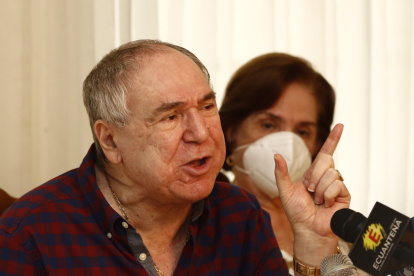 Reacción. El expresidente Abdalá Bucaram se refirió a la detención de su hijo mayor.