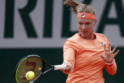 Kiki Bertens tuvo un desgastante partido que le generó calambres en su organismo.