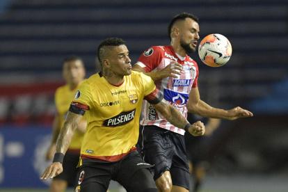 Álvez anotó el gol definitivo para Barcelona apenas iniciado el segundo tiempo.