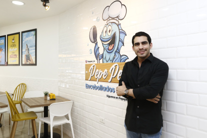 John Palomeque trasladó la pasión familiar por el servicio a su emprendimiento: Pepe Pez.