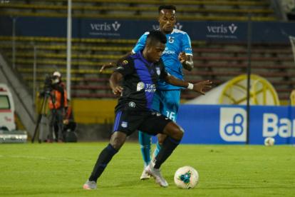 Emelec tuvo muchos problemas para encontrar un estilo de juego que le permita dominar a Universidad Católica