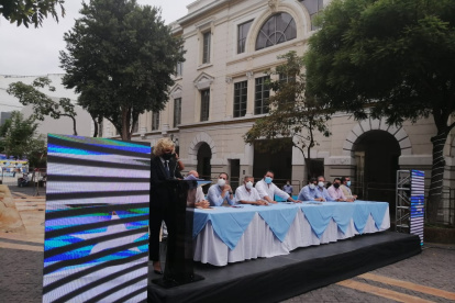 Anuncio. La alcaldesa mencionó que en la obra pública se han invertido 270 millones de dólares.