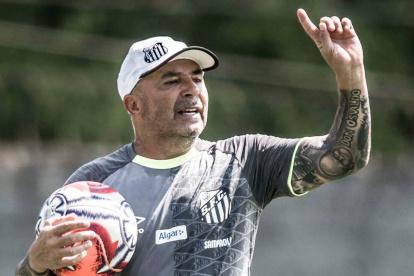 Tras la salida del Santos, Sampaoli asumió las riendas del Atlético Mineiro, en reemplazo del venezolano Rafael Dudamel.