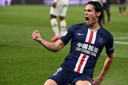 Edison Cavani es un delantero vigente en el fútbol mundial.