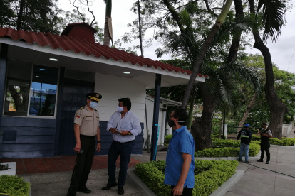 Hecho. Los dos espacios están ubicados a lo largo de la avenida Víctor Emilio Estrada.