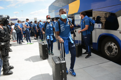 La Seleccion Ecuatoriana parte de Quito a Buenos Aires donde sostendran el primer encuentro por las eliminatorias a Catar 2022.