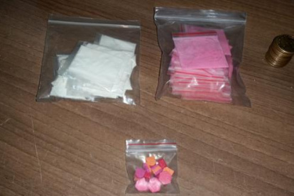 Parte de la sustancia alucinogena hallada a los sospechosos