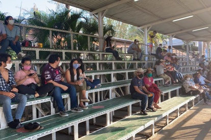 Hecho. Unas 2.000 personas asistieron a la feria este domingo 11 de octubre.
