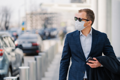 Hay unas 40 posibles vacunas que están en ensayos clínicos, diez de las cuales están en fase III.