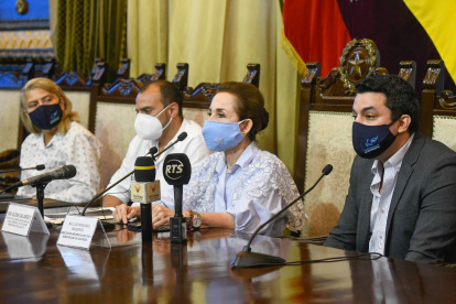 La presidenta de la Empresa Pública de Turismo, Gloria Gallardo, en la rueda de prensa de hoy.