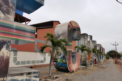 Un aspecto actual de las letras gigantes que promocionan al país.