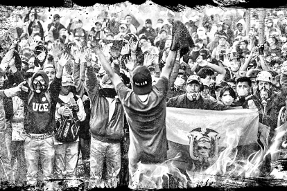 "Mientras tanto, la izquierda que debiera detener ese proceso, paralizada, sólo atina a considerar cuán complejas son las cosas"