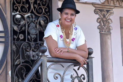 Lourdes Tibán no descarta convertir su vida en una teleserie.