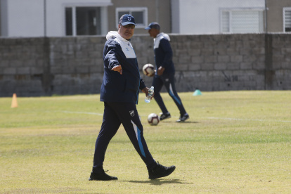 El entrentador colombiano, Santiago Escobar, estuvo en la órbita de la selección nacional