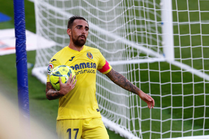 Paco Alcácer anotó uno de los goles con los que el Villarreal derrotó a Valencia, precisamente exclub del delantero.