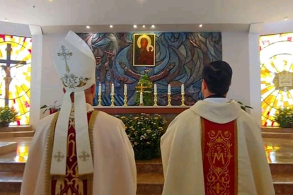 El padre César Piechestein fue posesionado en la iglesia Nuestra Señora de Czestochowa.