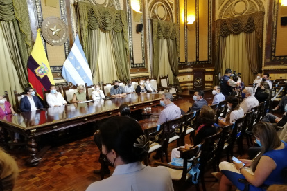 La rendición de cuentas de la alcaldesa se llevó a cabo en el Salón de la ciudad.